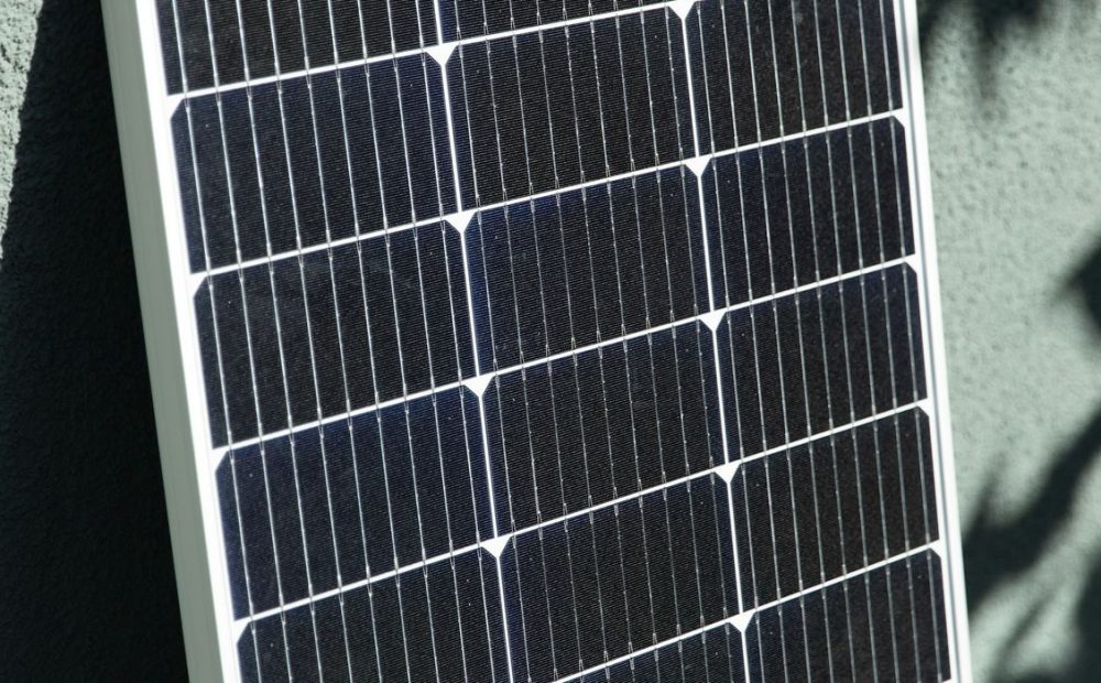 telecamera con SIM e pannello solare